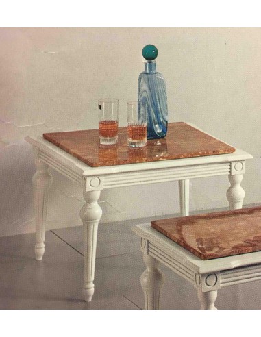 Tavolino da salotto classico quadrato in legno con piano in marmo laccato bianco Tavolino da salotto classico quadrato in legno con piano in marmo laccato bianco