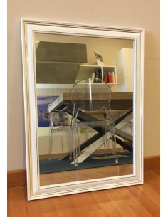 Specchio con cornice in legno colore nero con profilo dorato 2