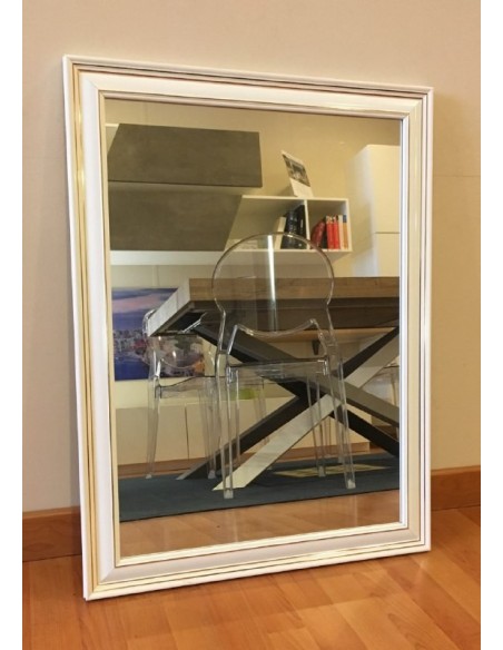 Specchio con cornice in legno colore nero con profilo dorato